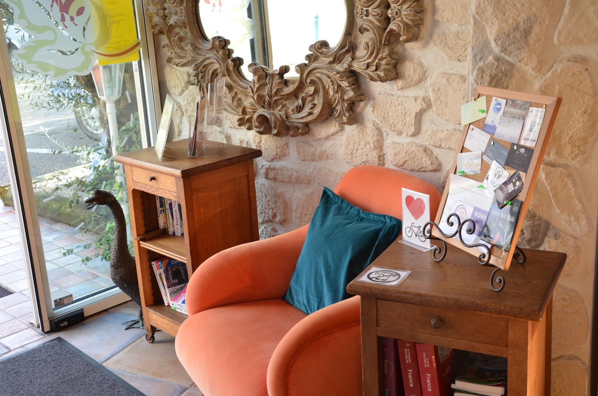 Vista Lobby A la Villa Boucicaut