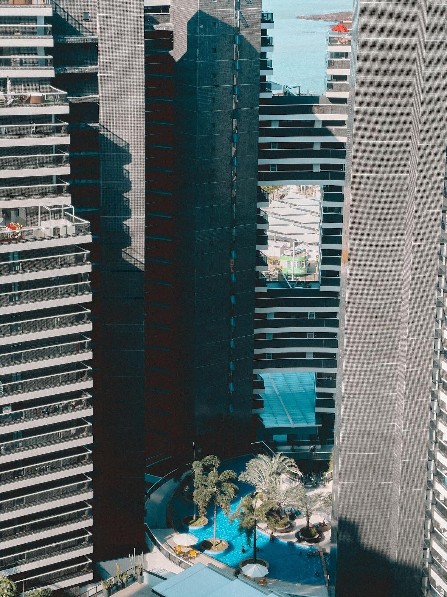 Vista Exterior Landscape Torre Platinum