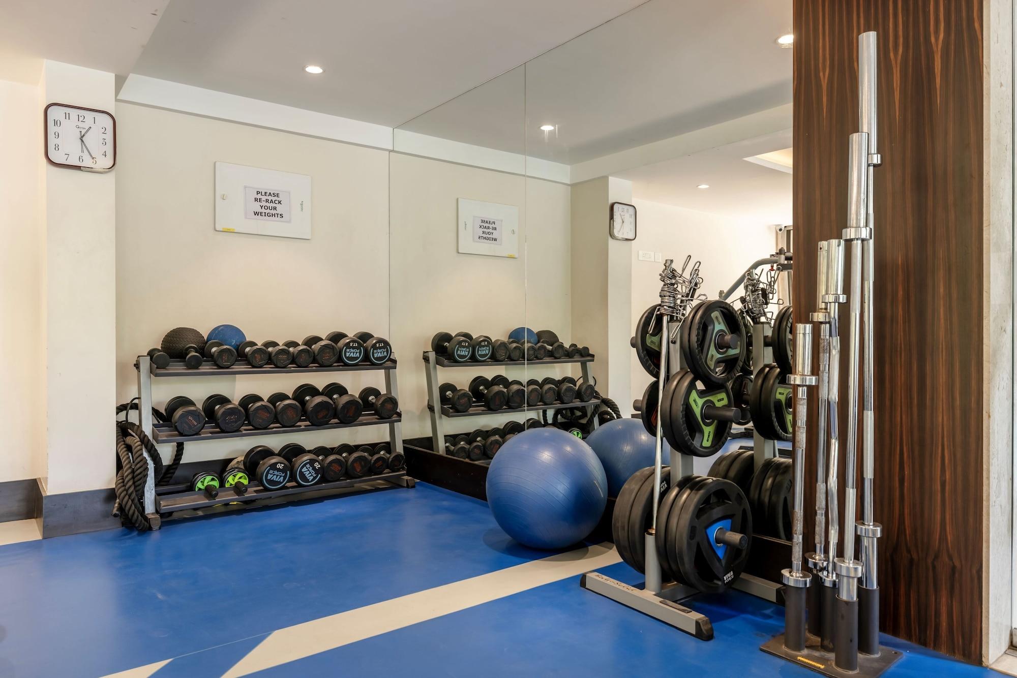 Gimnasio Quality Inn Patria Suites, Rajkot