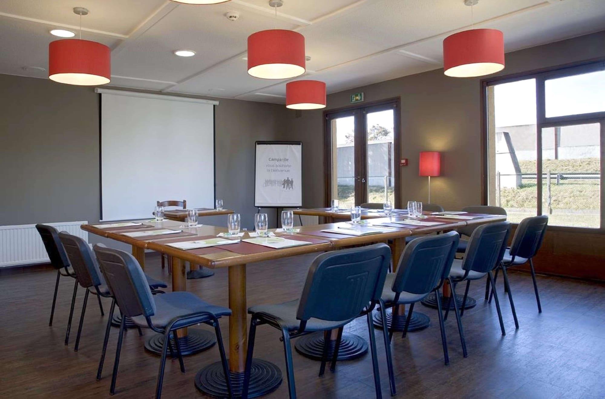 Sala de Reuniones Hotel Campanile Conflans Sainte Honorine