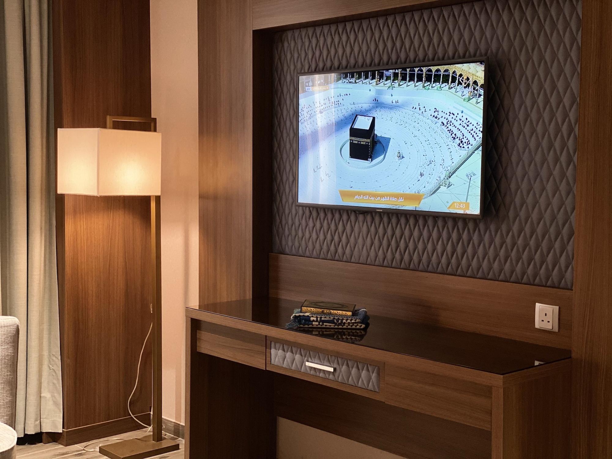 Set de Habitación Violet Al Shisha Hotel