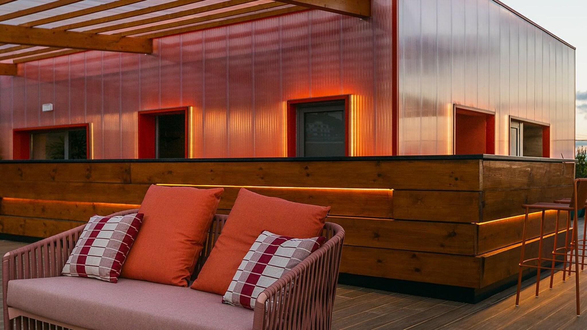 Bar/Salón Three House Hotel