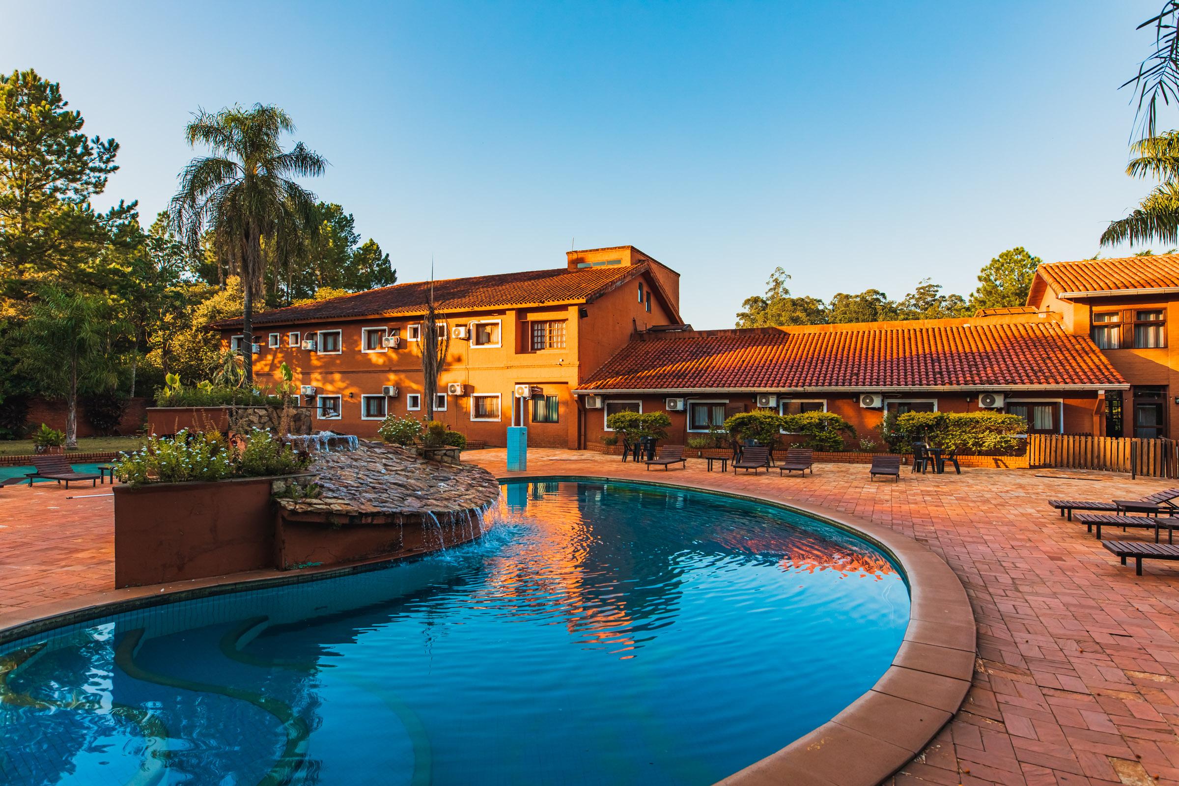 Vista Piscina Marcopolo Suites Iguazú
