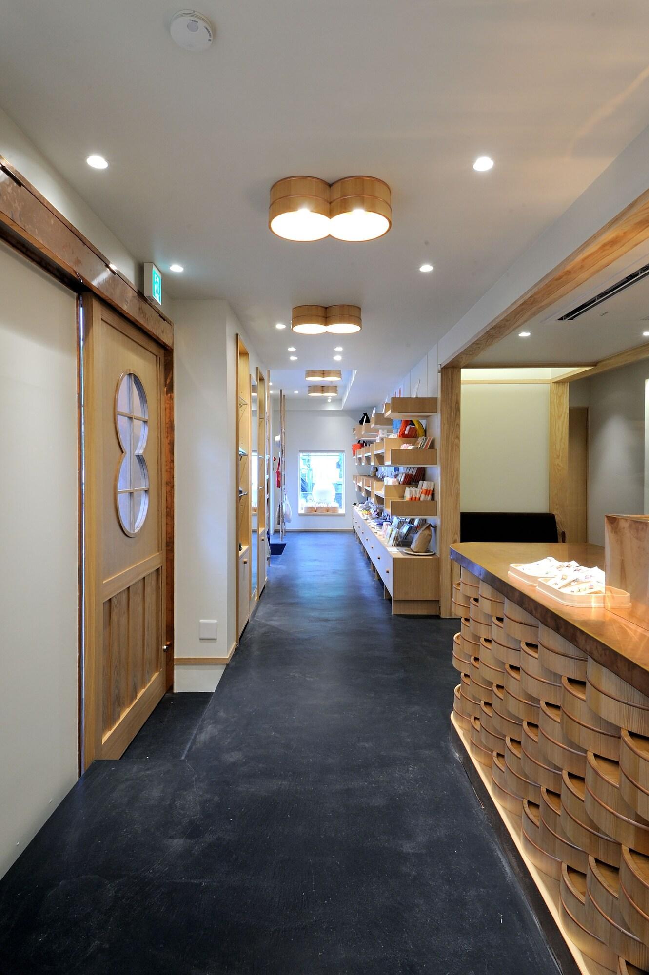 Vista Lobby Kojinmari