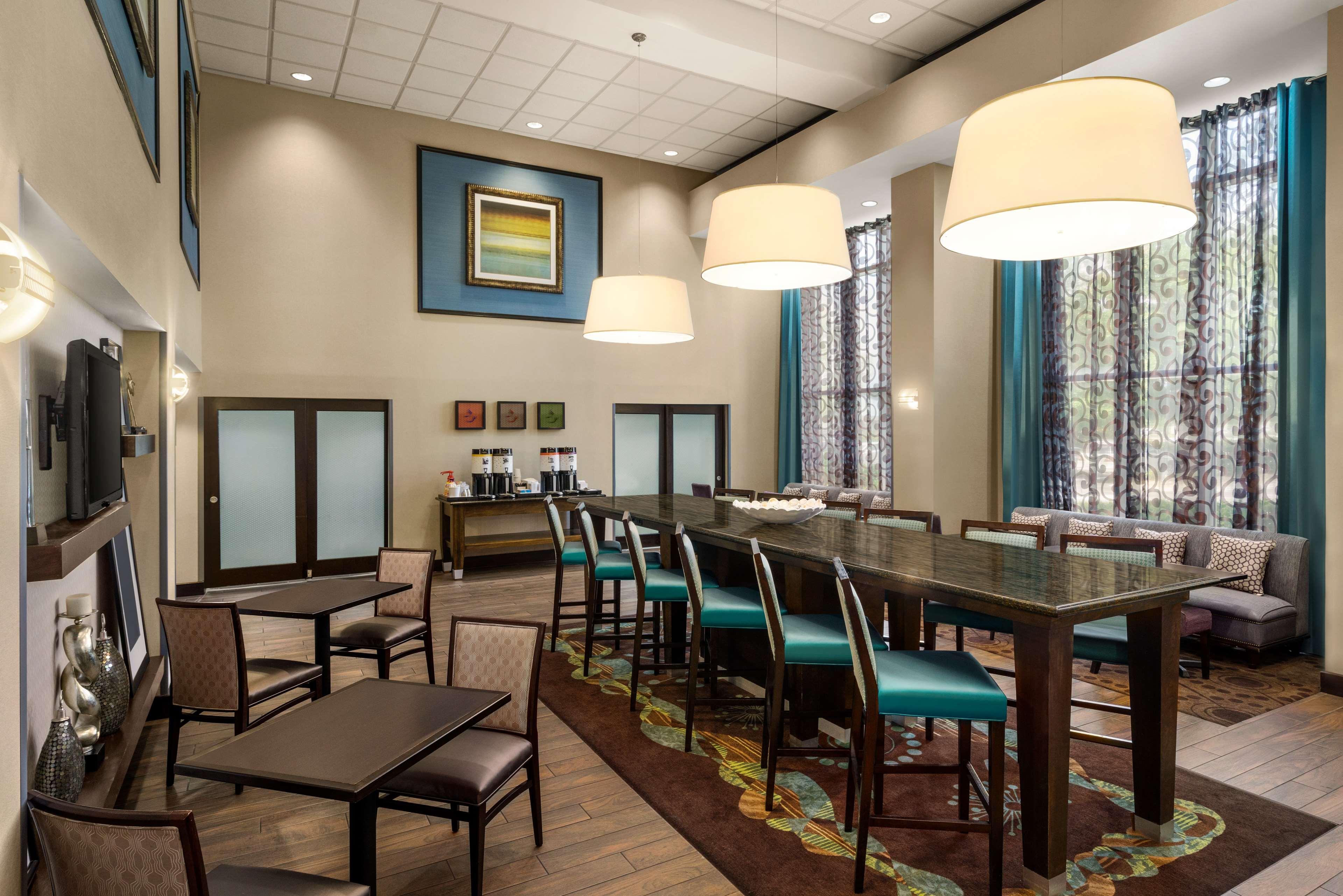 Vista Lobby Hampton Inn & Suites Bluffton-Sun City