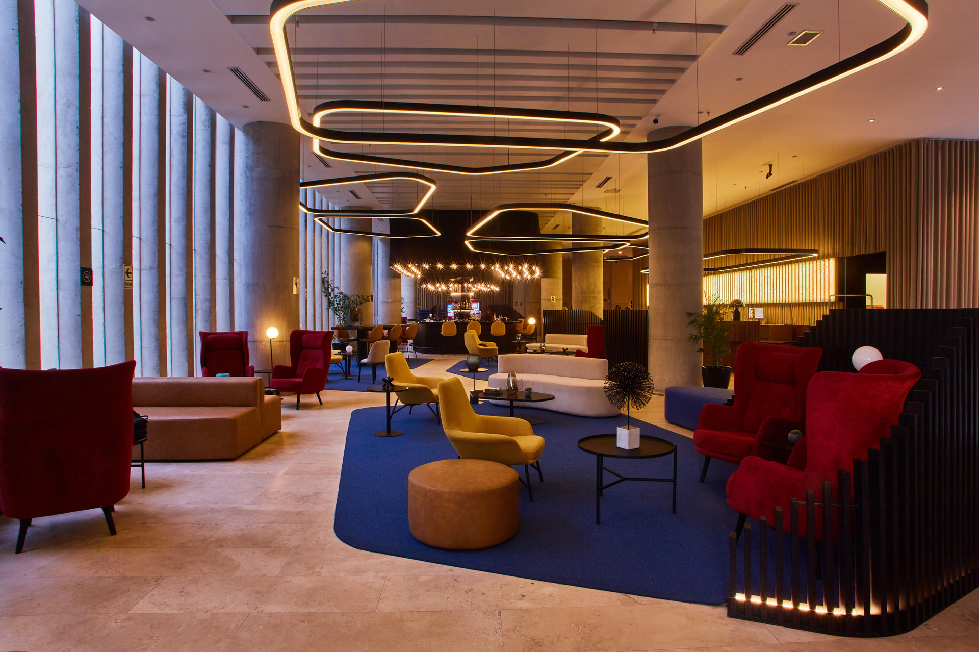 Vista Lobby Hotel Pullman Lima San Isidro