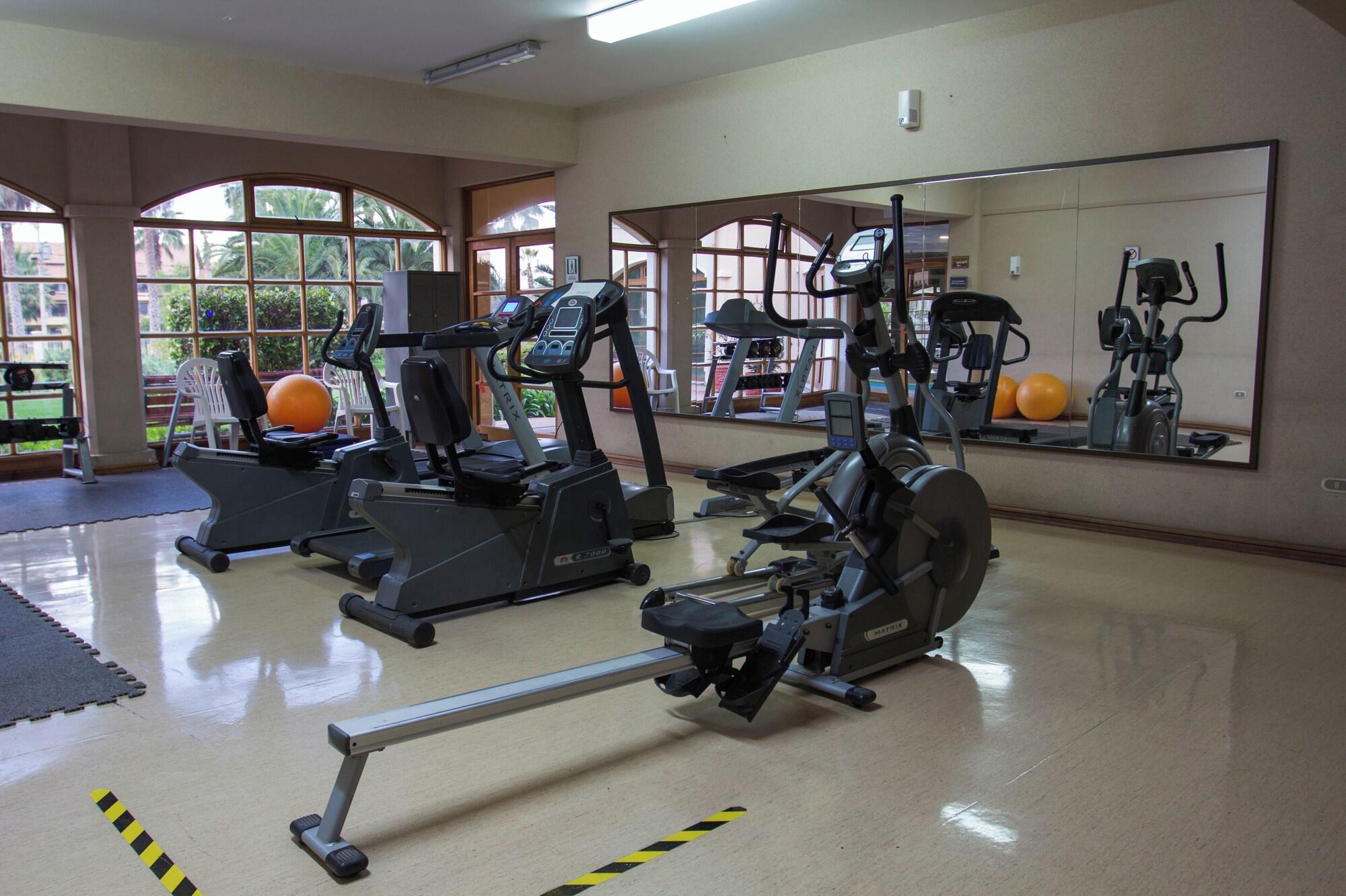 Gimnasio Hotel y Departamentos La serena - Caja Los Andes