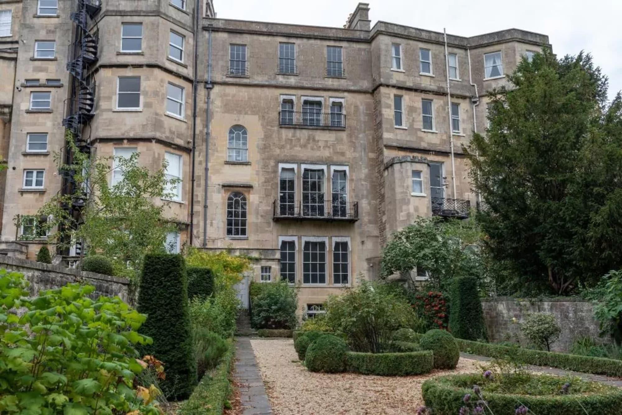 Vista Exterior No. 3