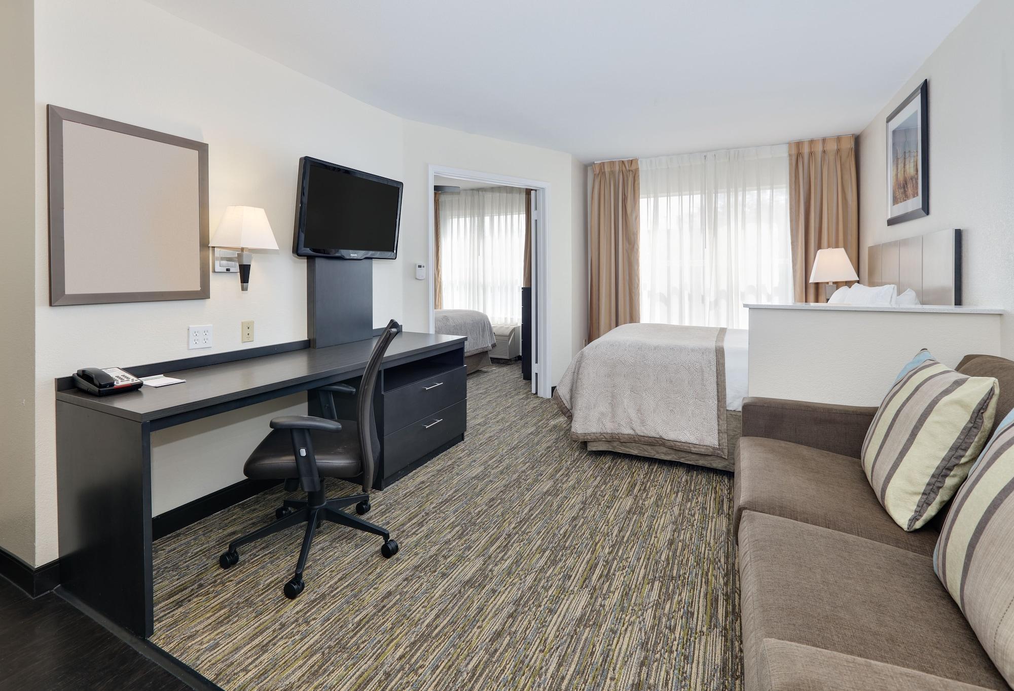 Habitación Candlewood Suites Market Center by IHG