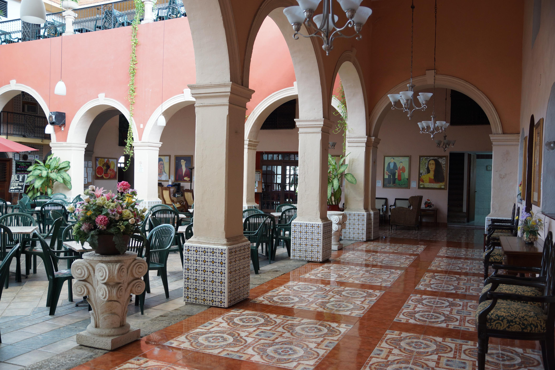 Varios Hotel Doralba Inn