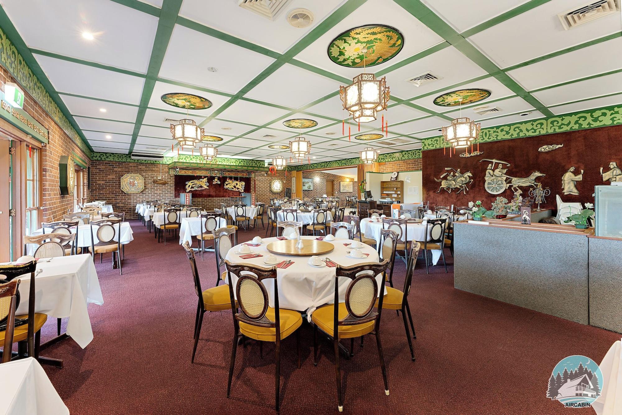 Restaurant Aircabin Central Coast Holiday Hotel
