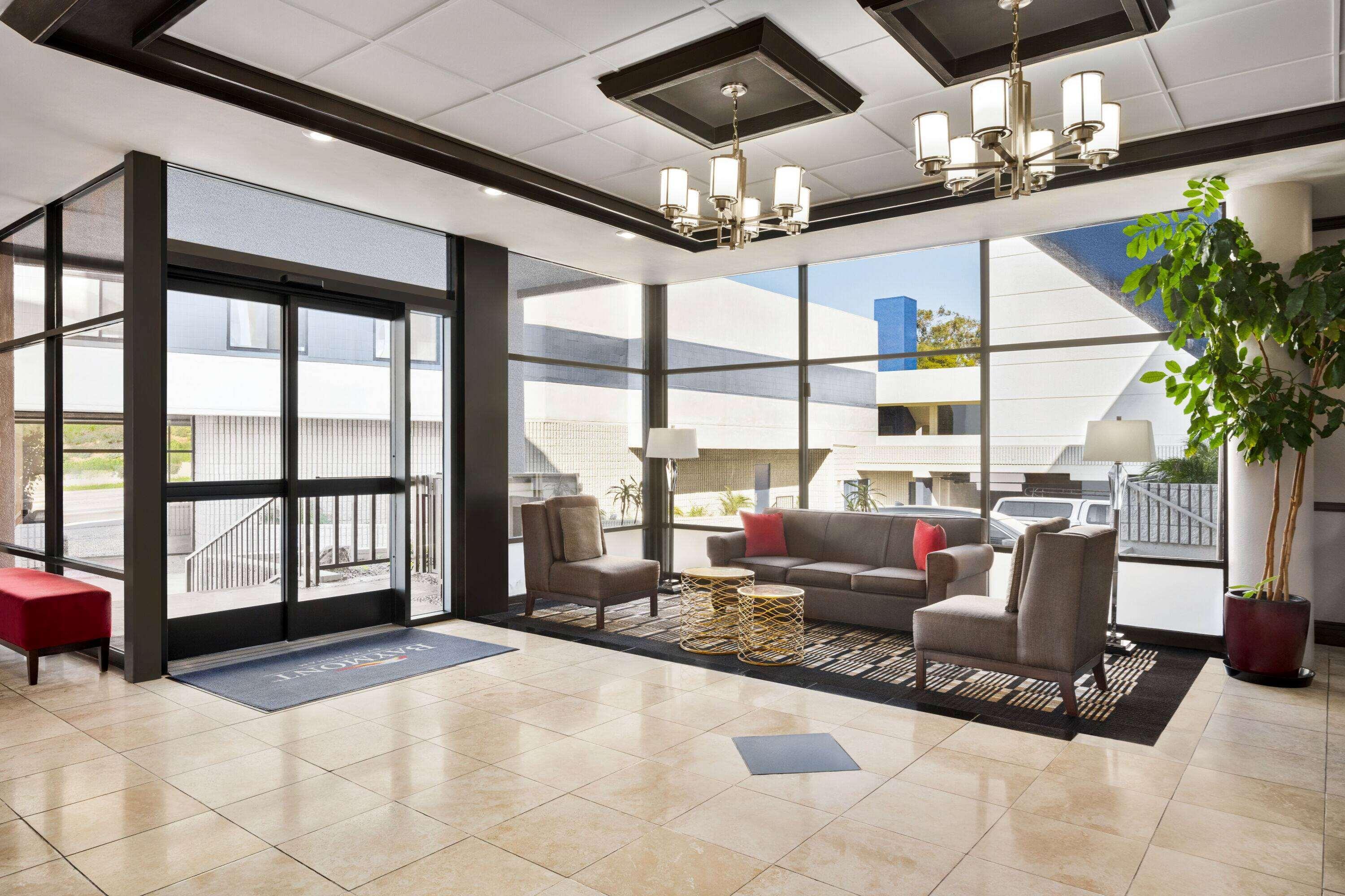 Vista Lobby Baymont by Wyndham Monterey Park