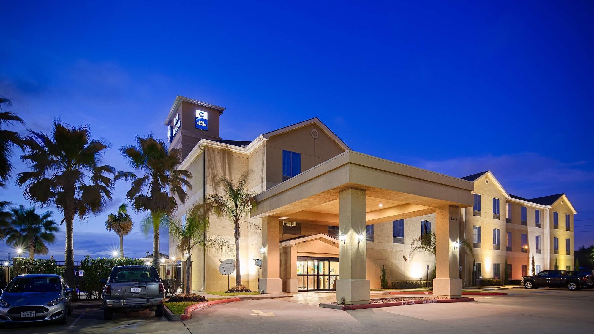 Vista Exterior Best Western Sugarland Inn