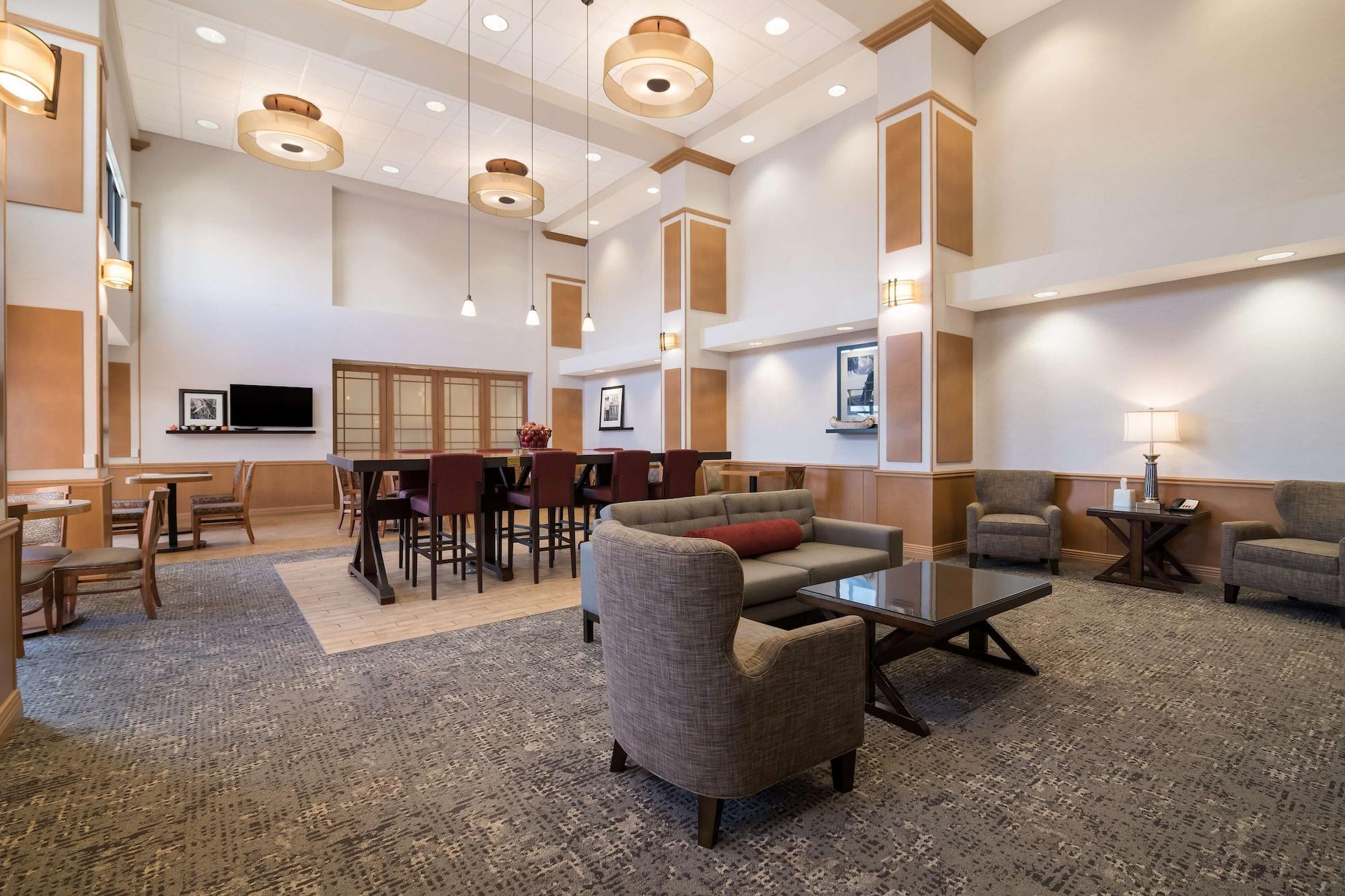 Restaurant Hampton Inn & Suites Plattsburgh