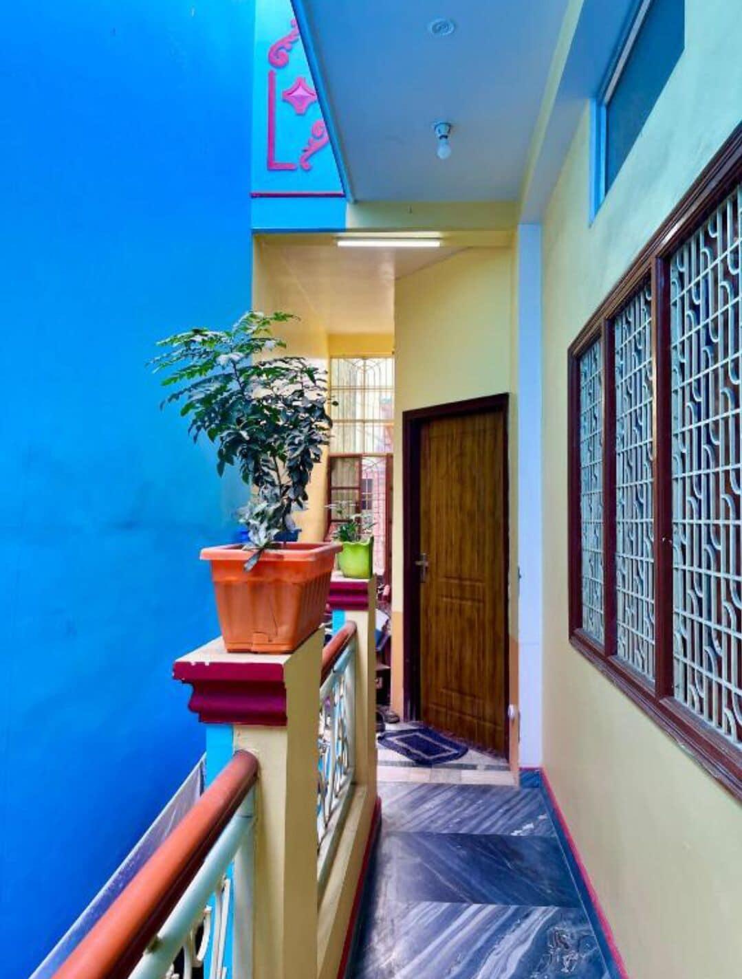 Vista Exterior Trilok Residency