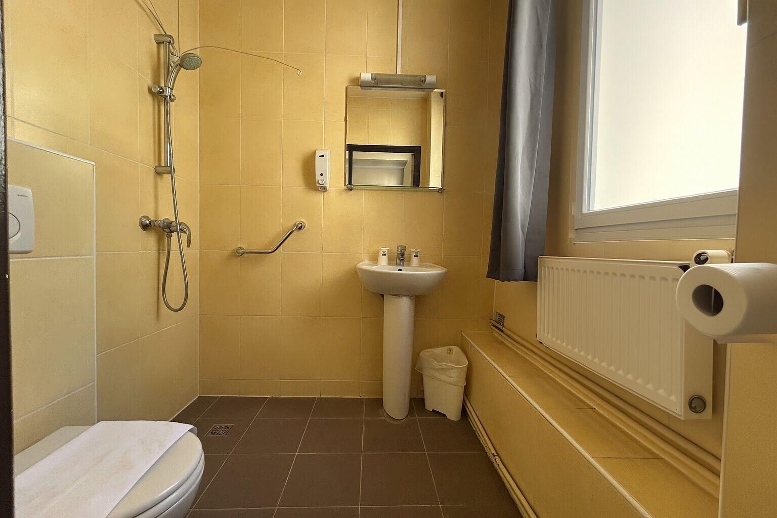 Equipamiento de Habitación Hôtel des Bains