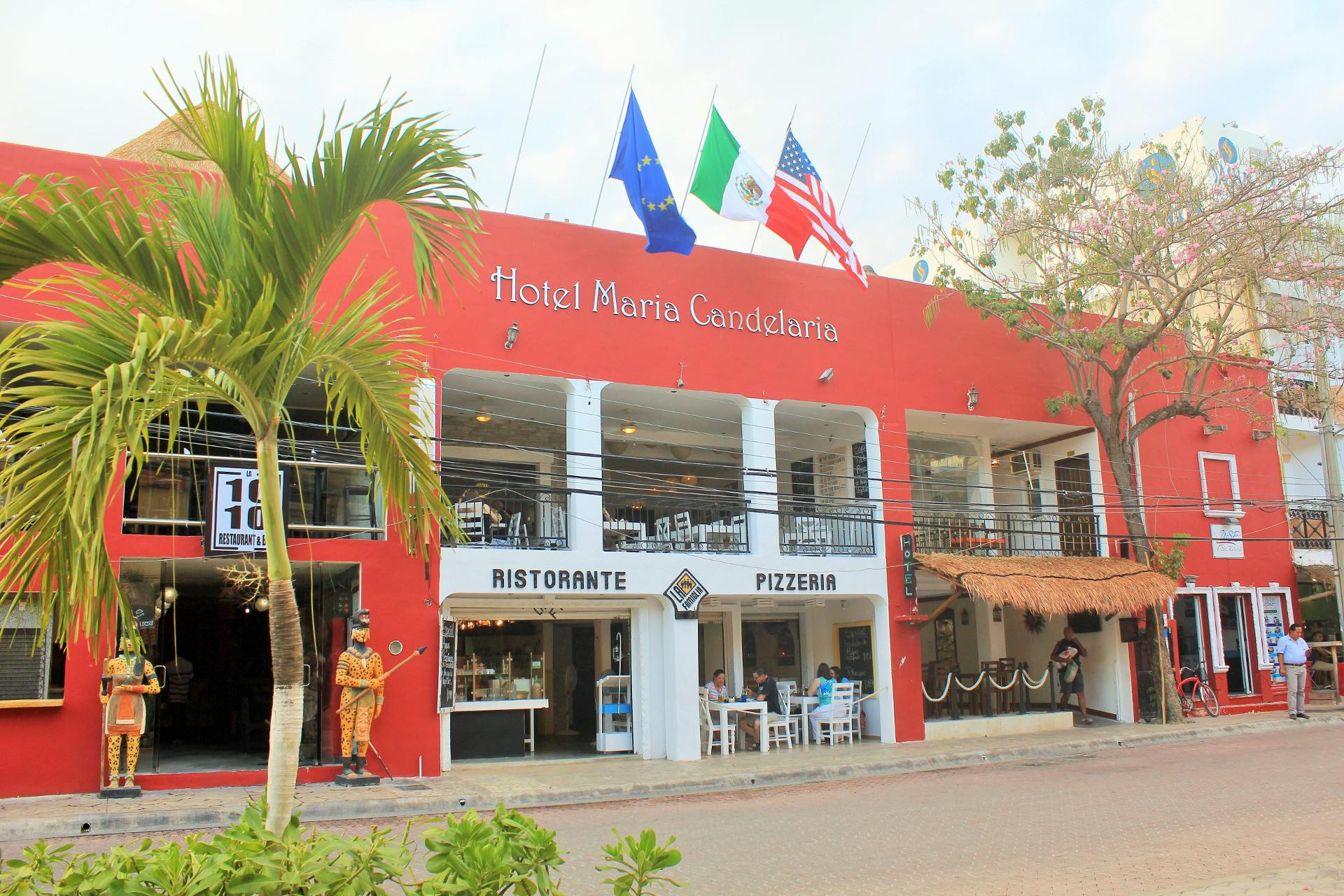 Vista Exterior Maria Candelaria