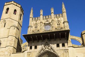 Actividad - Visita guiada por Huesca