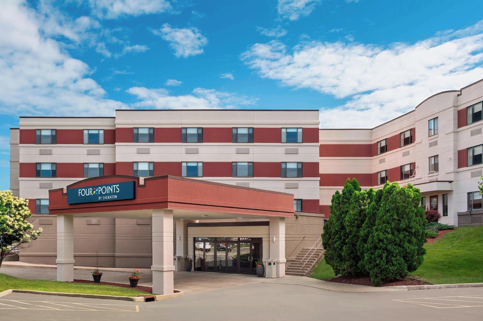 Vista Exterior Four Points by Sheraton Milwaukee Airport