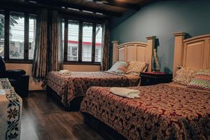 Alojamiento - Hostal Mago