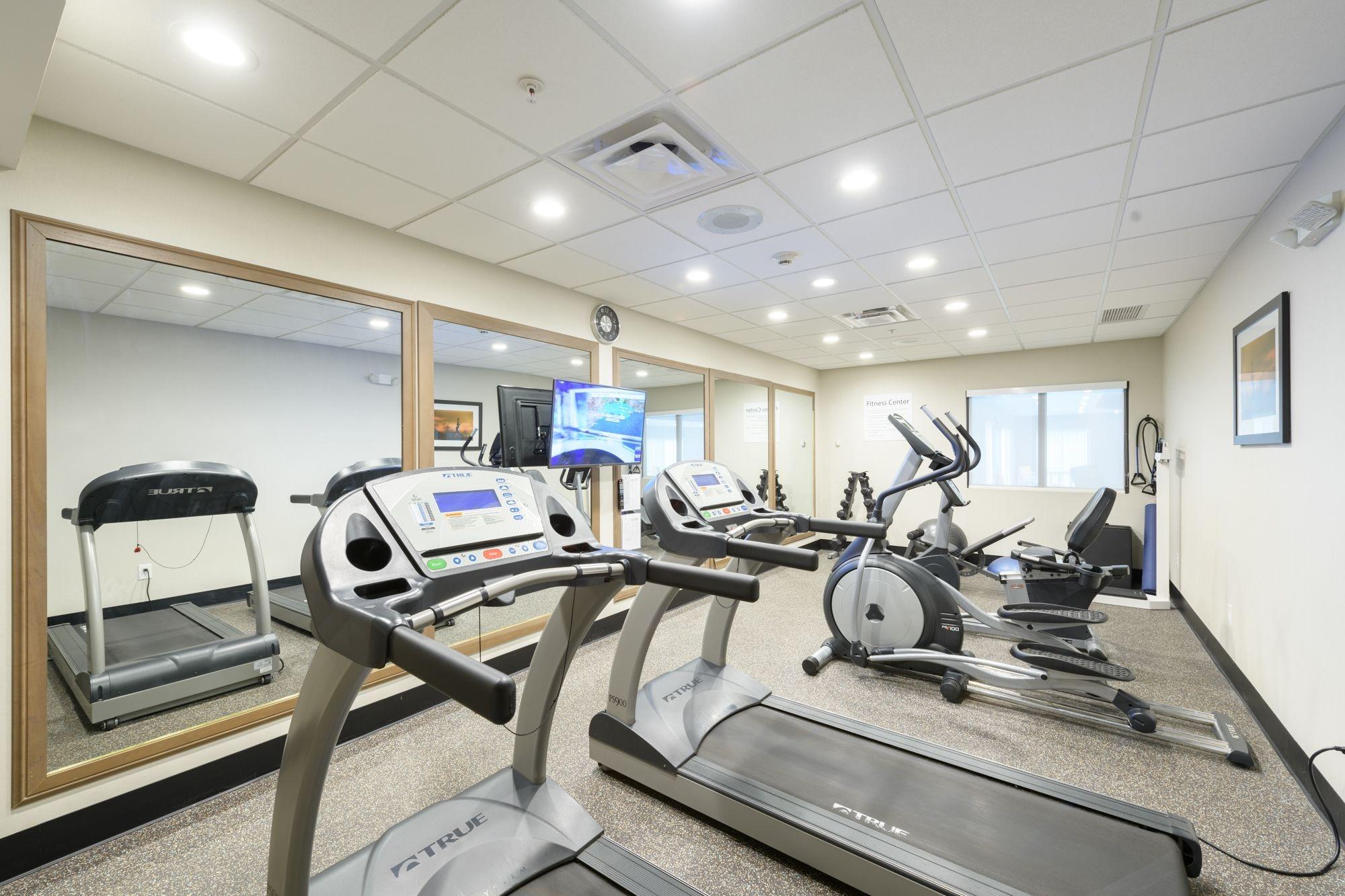 Gimnasio Holiday Inn Express & Suites Jamestown by IHG