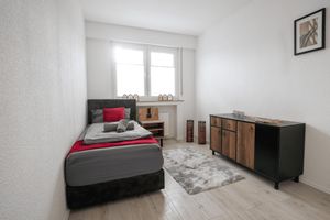 Alquiler Vacacional - Serviceroom24 - Space in Gladbeck WLAN - Smart-TV - 24-7 check-in and kitchen