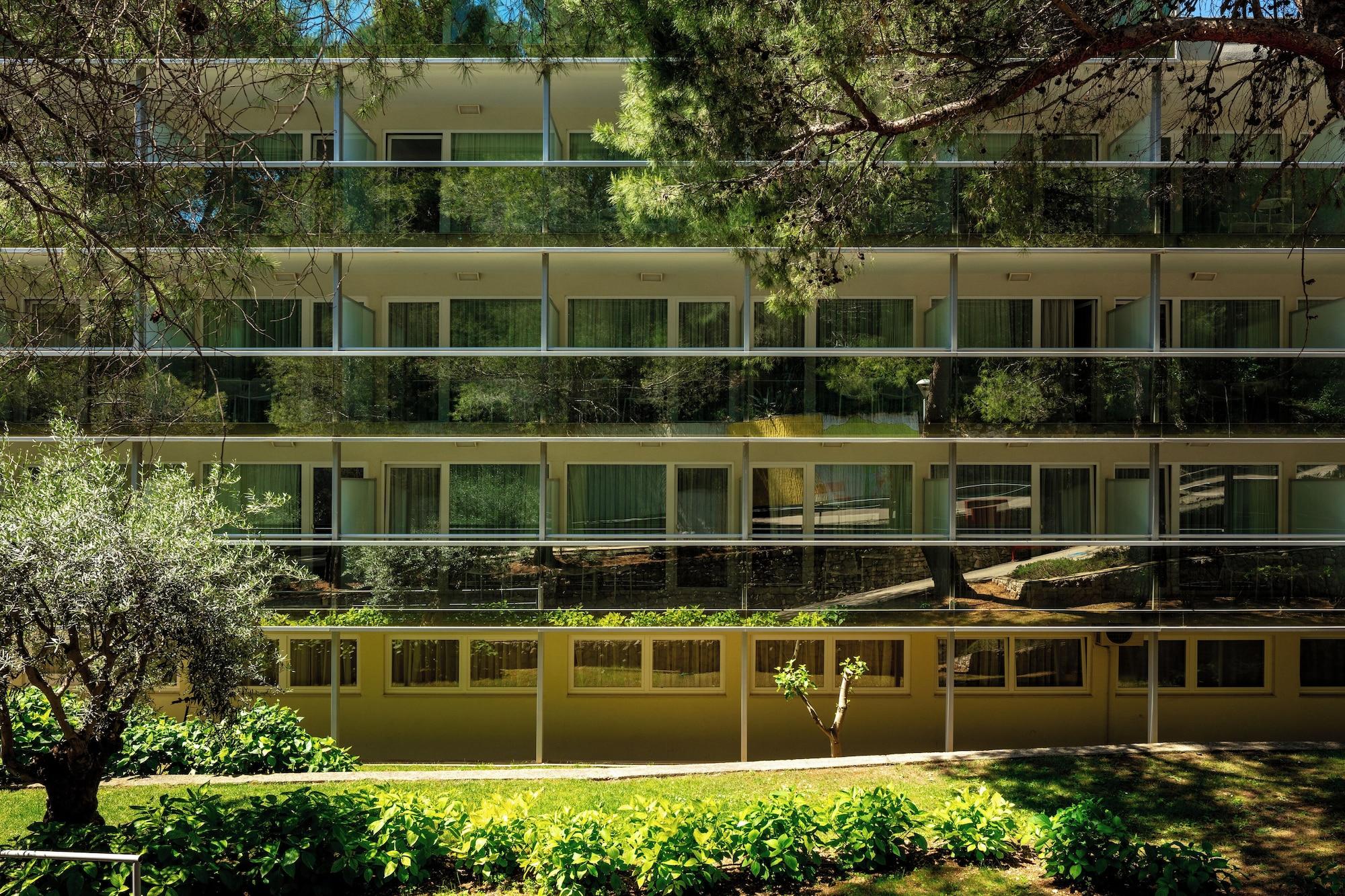 Vista Exterior Family Hotel Vespera