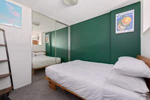 Alquiler Vacacional - Chic Inner-city 1 Bedroom With Balcony