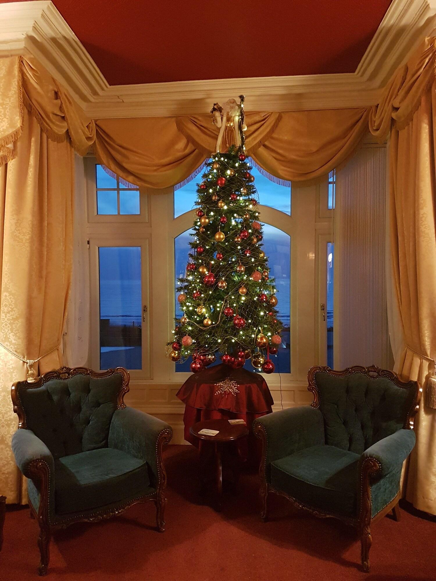 Vista Lobby Calder House Hotel