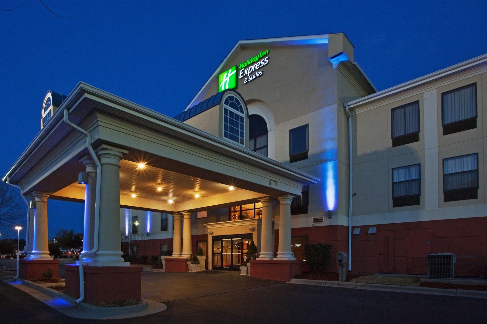 Vista Exterior Holiday Inn Express Hotel & Suites Laurinburg by IHG