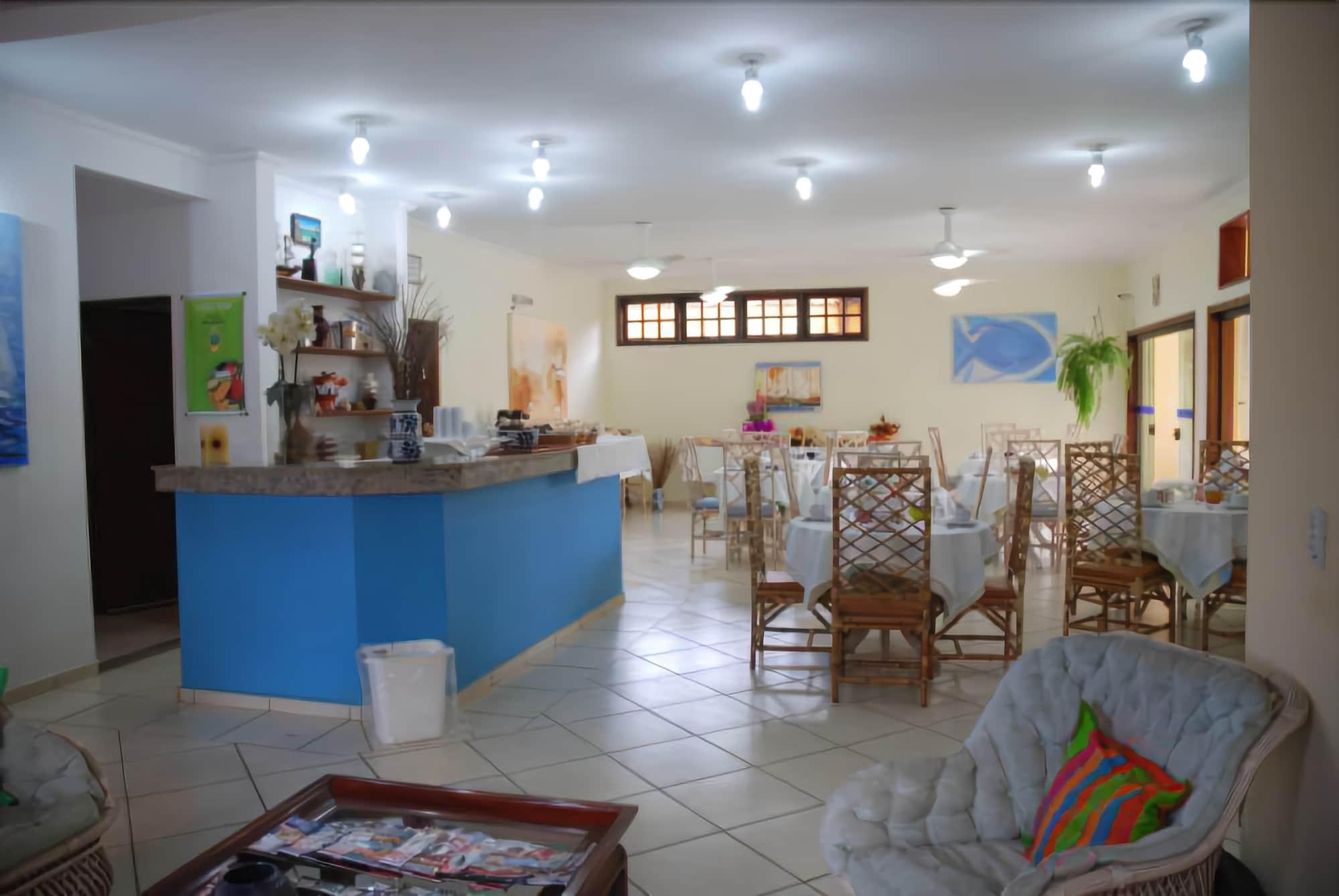 Restaurant Pousada Farol do Itaguá