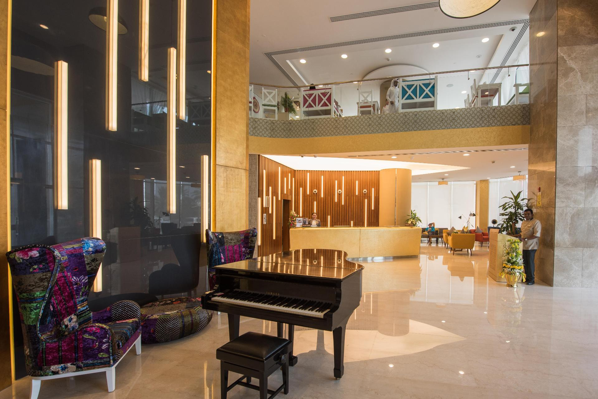 Vista Lobby The Avenue Hotel