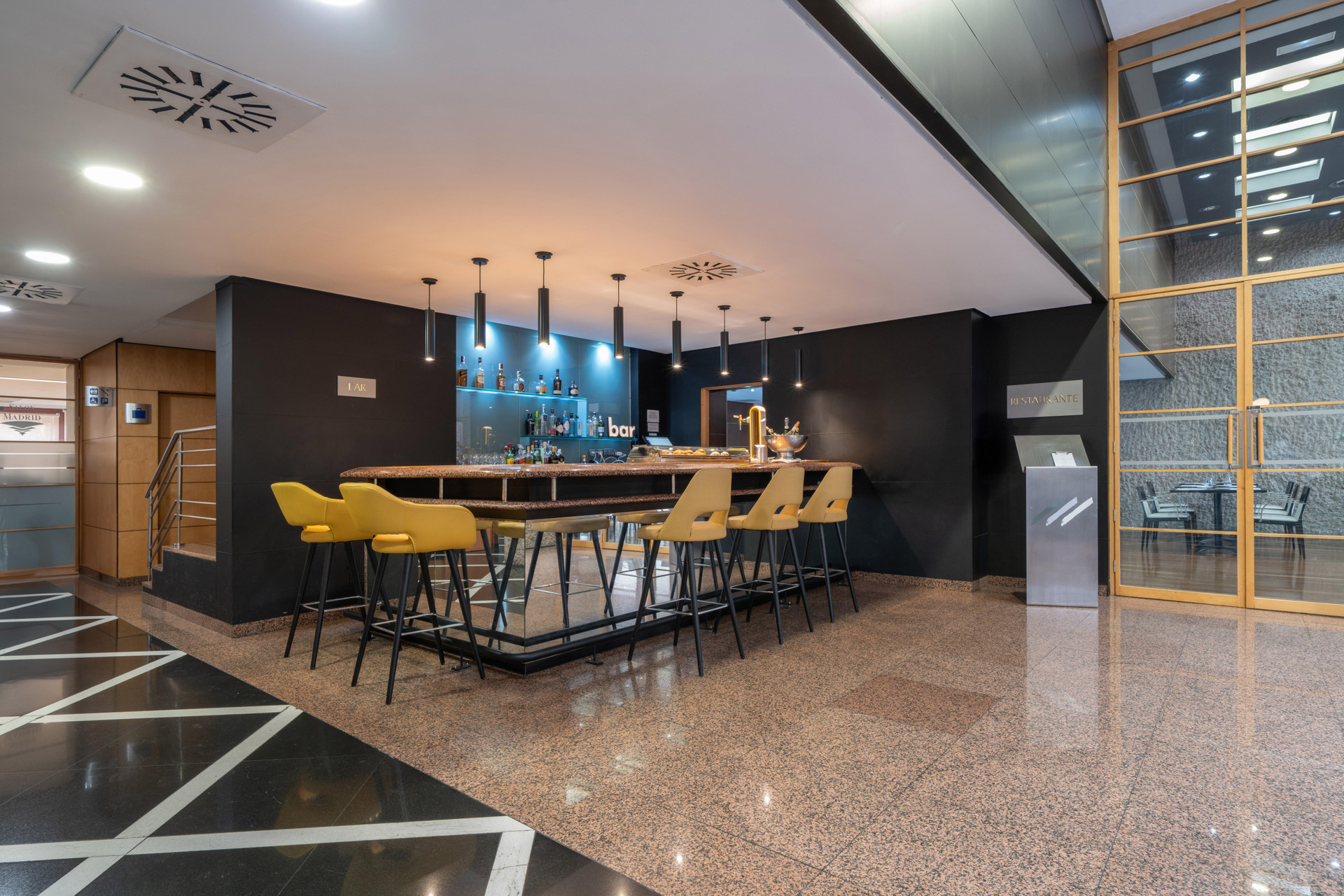 Bar/Salón Eurostars Puerta Madrid