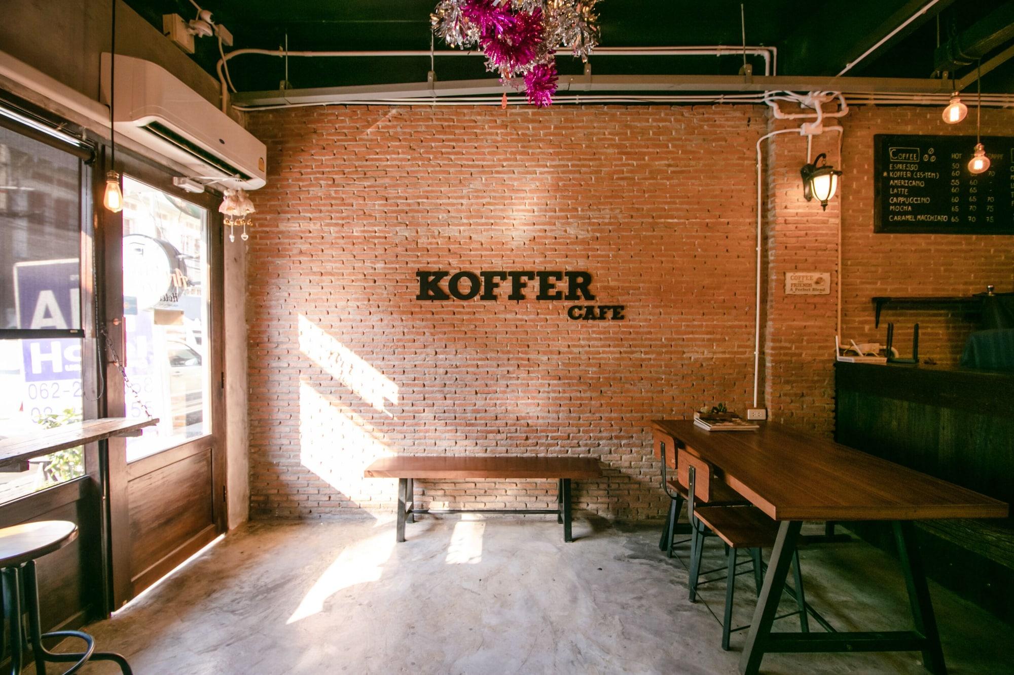 Bar/Salón OYO 568 Art Hotel Hua Lamphong - Hostel