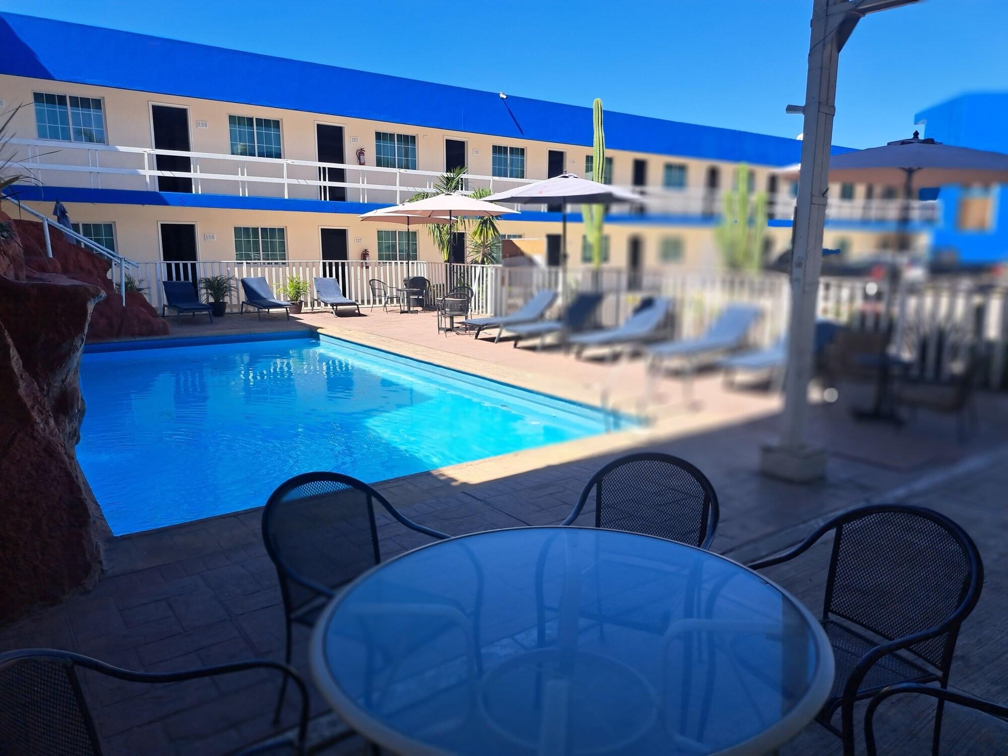 Equipamiento de Habitación HOTEL CONFORT PLAZA Y SUITE