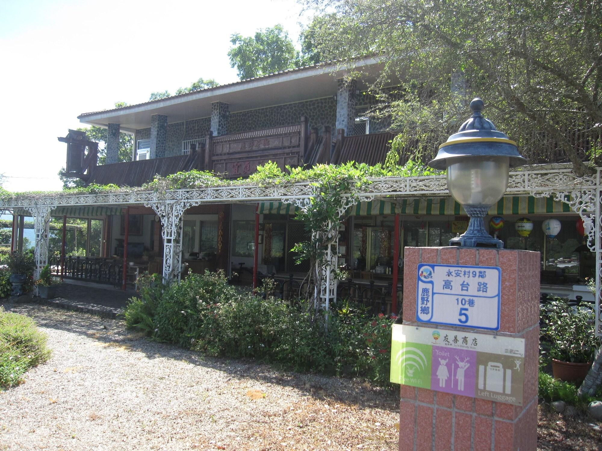 Varios Kaotai B&B