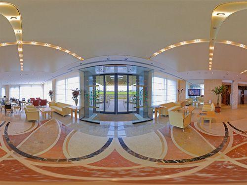 Vista do lobby Hotel Tiffany