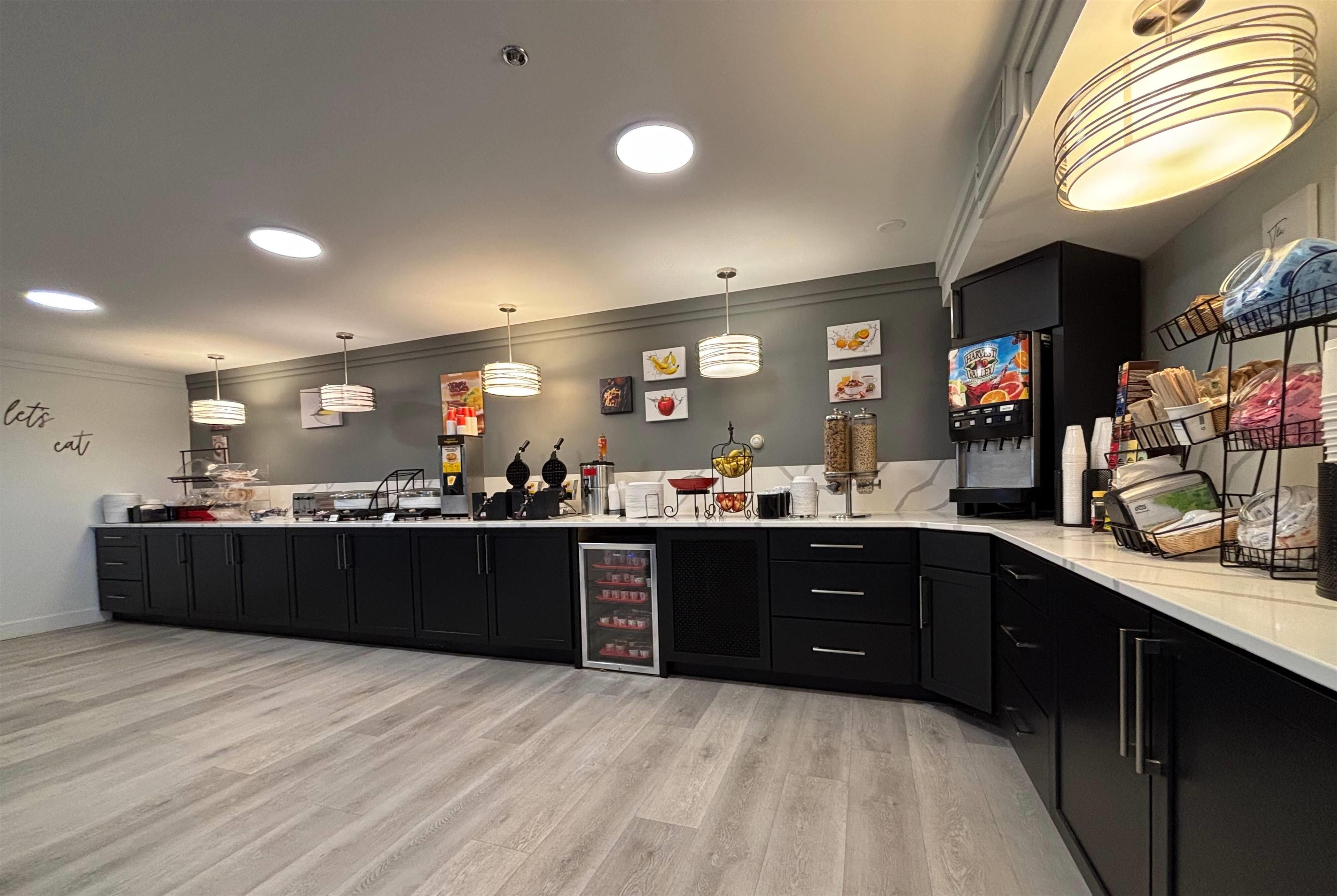 Restaurant Ramada by Wyndham Springfield North