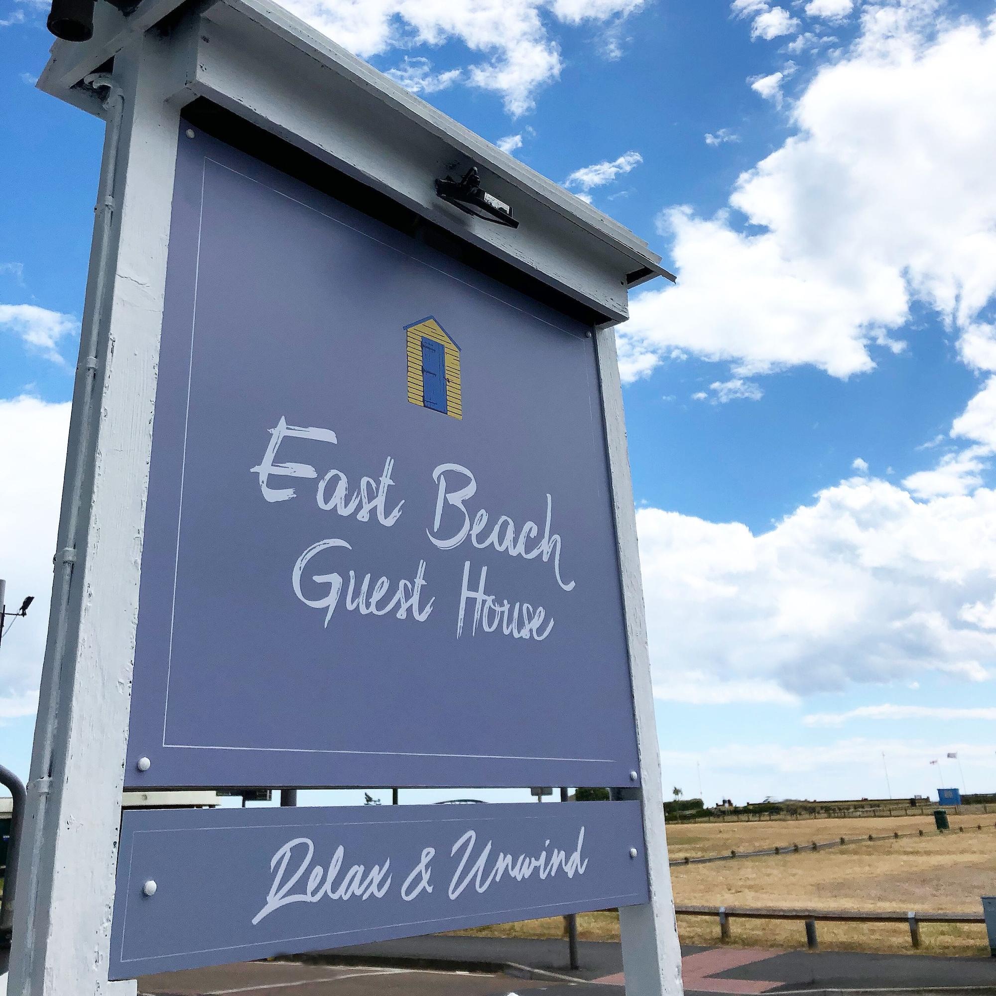 Vista Exterior East Beach Guest House