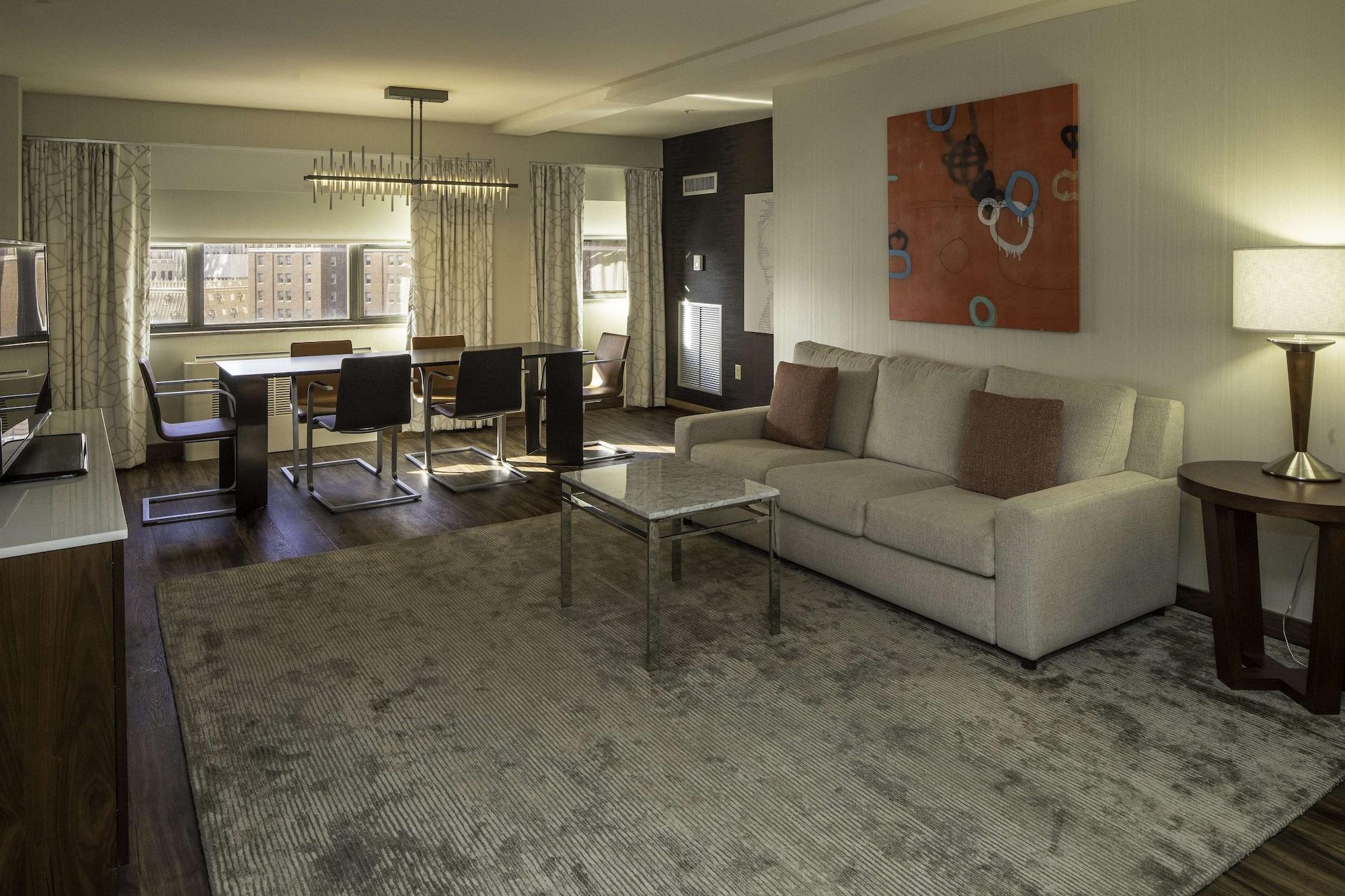 Habitación DoubleTree by Hilton Hotel & Suites Pittsburgh Downtown