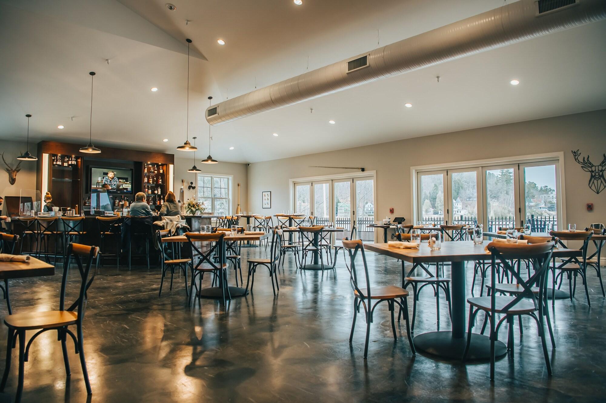 Restaurant Voco Saranac Lake Ny - Waterfront