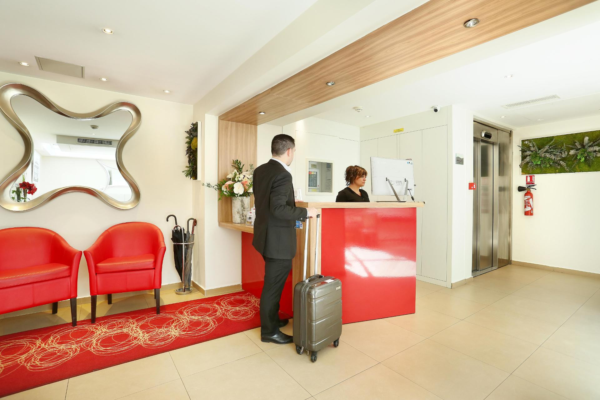 Vista Lobby Le Grand Hotel de Normandie