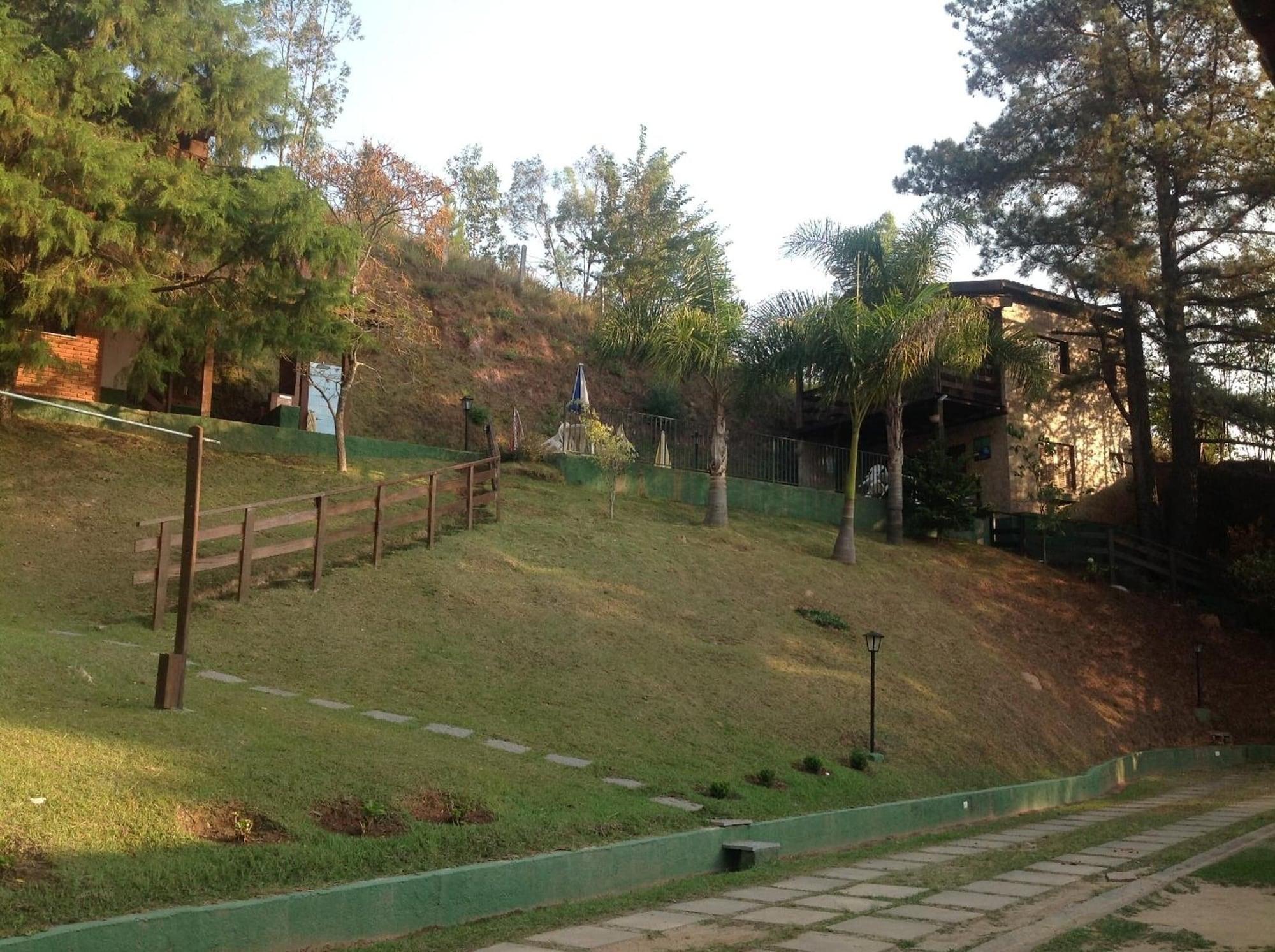 Instalaciones Recreativas Chalés Pousada Serra Negra