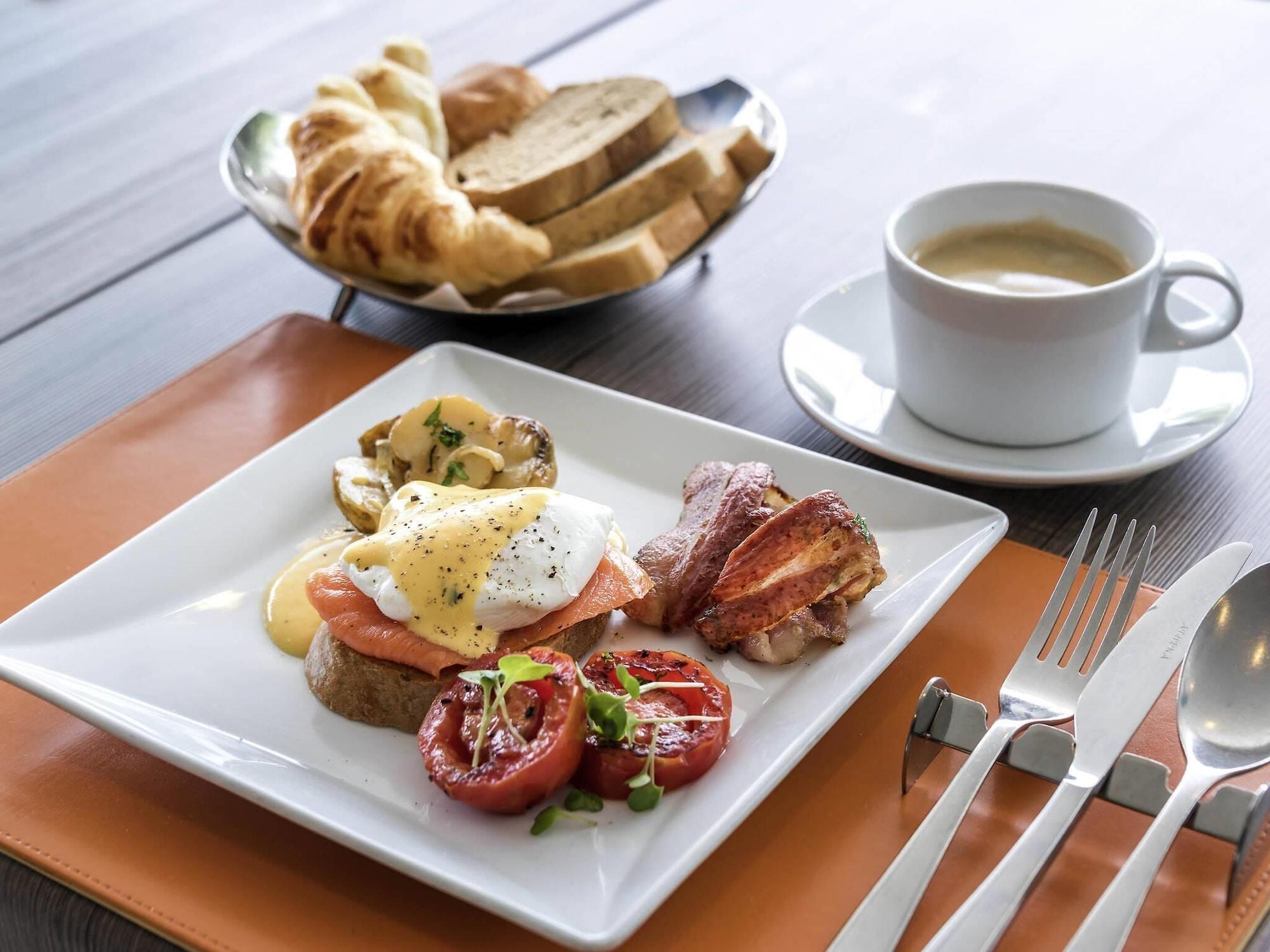 Restaurant Novotel Bangkok IMPACT