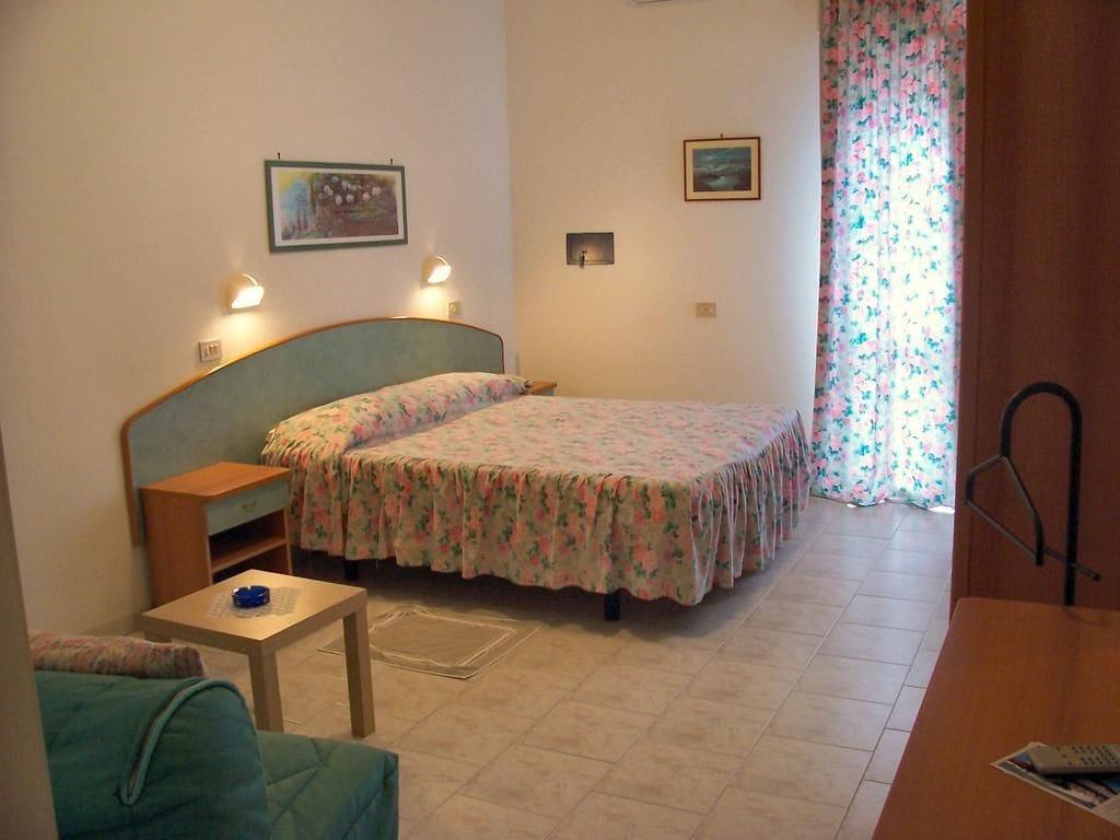 Varios Hotel Vecchia Rimini
