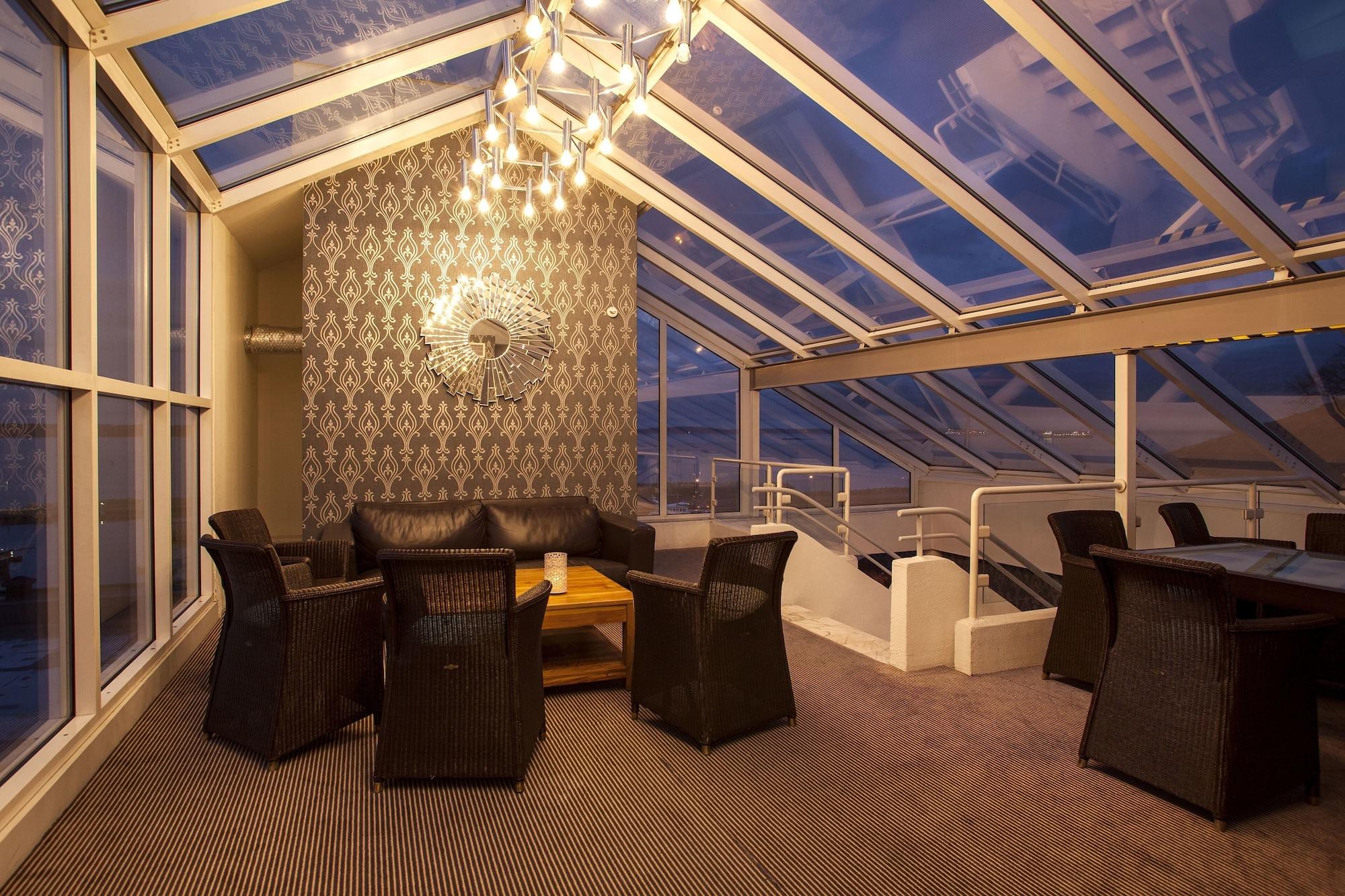 Bar/Salón Grand Hotel Åsgårdstrand - Unike Hoteller