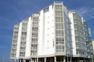Alojamiento - Modern Penthouse Apartment on the Beach
