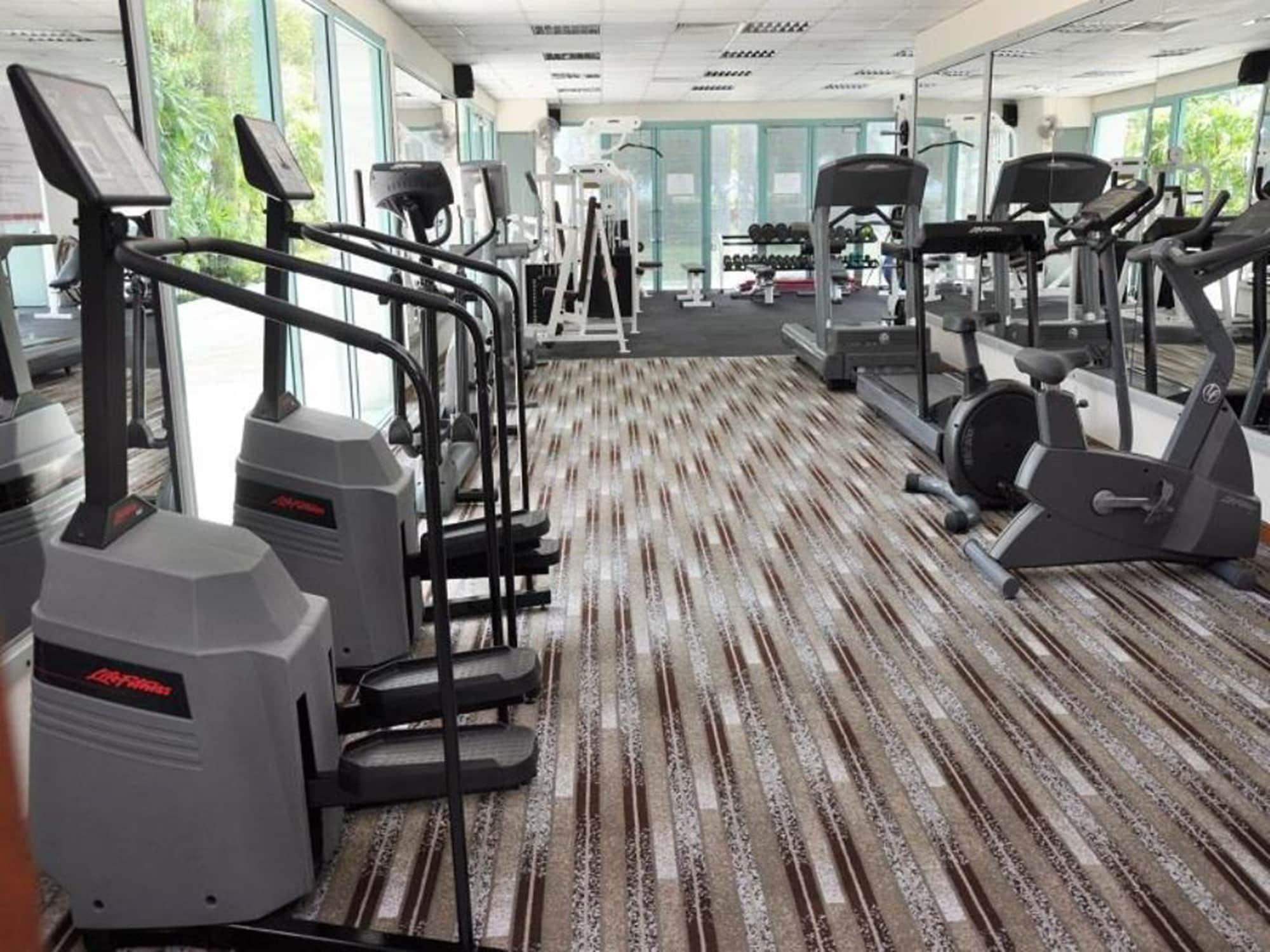 Gimnasio Parkcity Everly Hotel