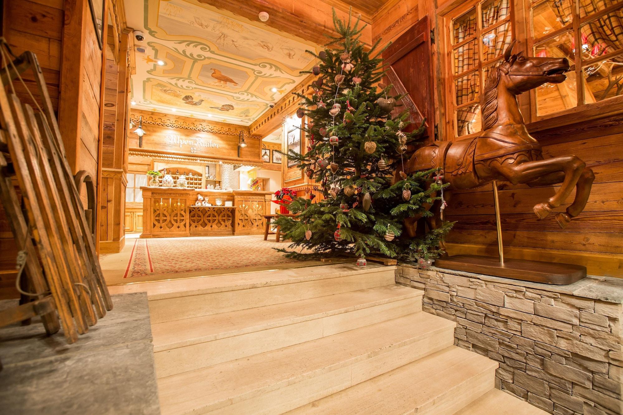 Vista Lobby Hotel Alpen Ruitor