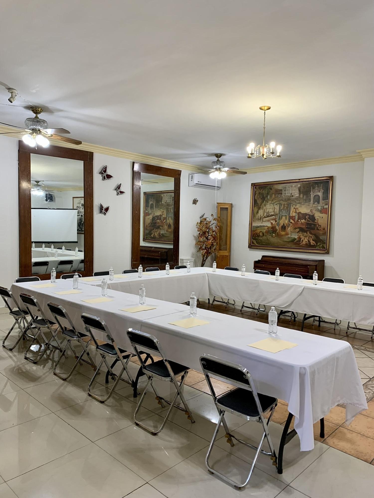 Sala de Reuniones Inn Galerias Hotel